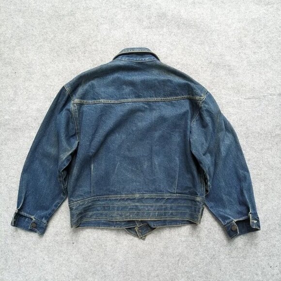 Vintage Denim Jacket with Unique Patch - Picture 4 of 4